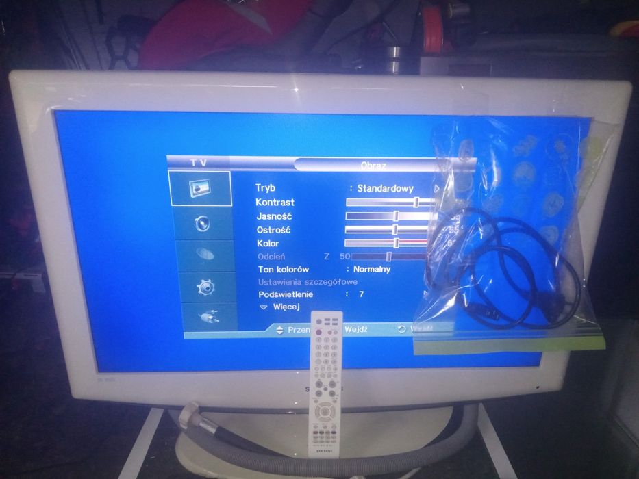 Samsung 32 całe pilot kabel