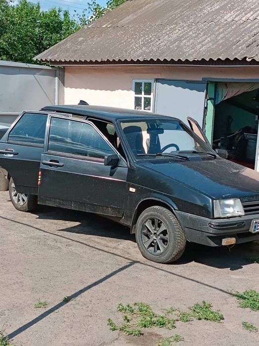 продам ВАЗ 21099