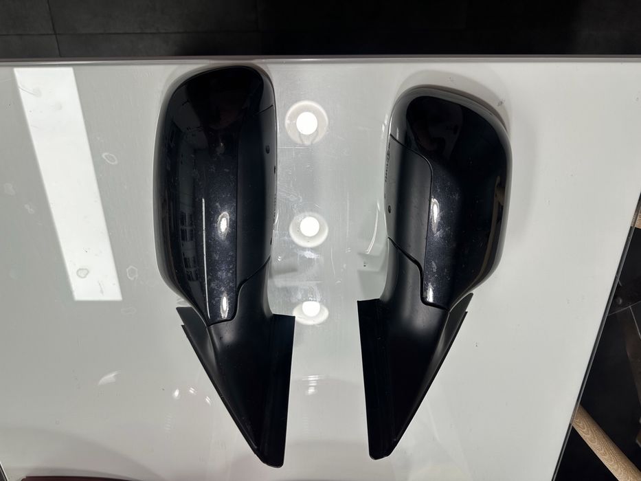 Farois trazeiros e espelhos de audi A4 avant 1998