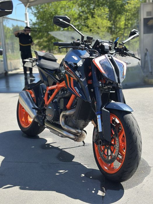 KTM Super Duke 1290 evo R