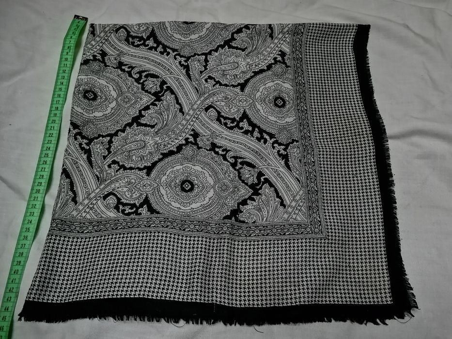 Lenços antigos de cabeça