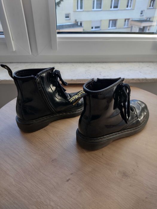 Buty dziecięce Dr. Martens r. 33 czarne 1460J