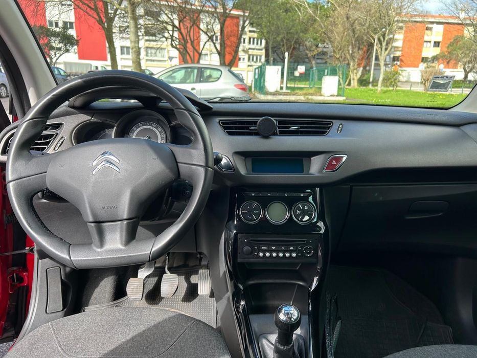 Citroen C3 2015 com 130.000km