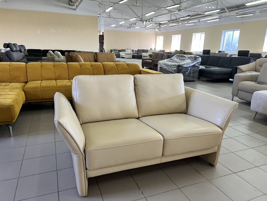 Диван двійка шкіряний бежевий