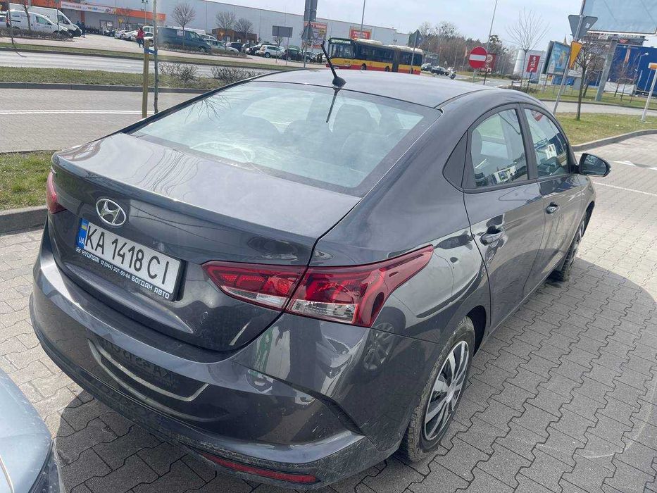 Аренда авто / Прокат авто / Оренда авто Hyundai Accent