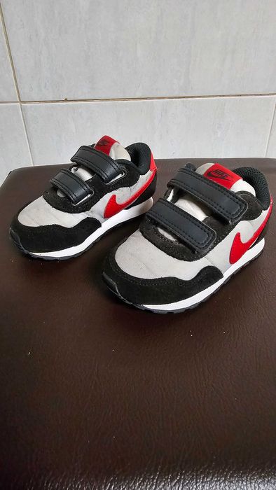 Sapatilhas / Ténis Nike MD VALIANT N°22