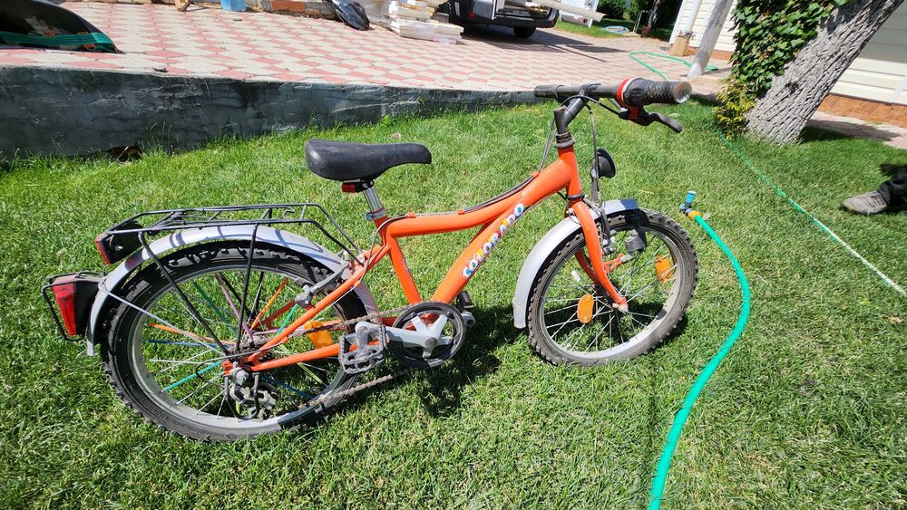 Дитячий велосипед в хорошому стані