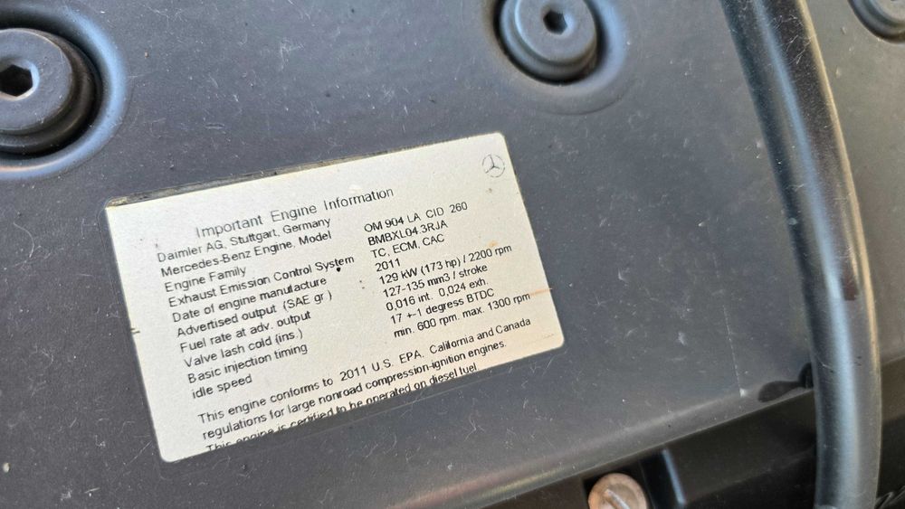 Свіжопривезений телескопічний навантажувач manitou mlt 634 lsu