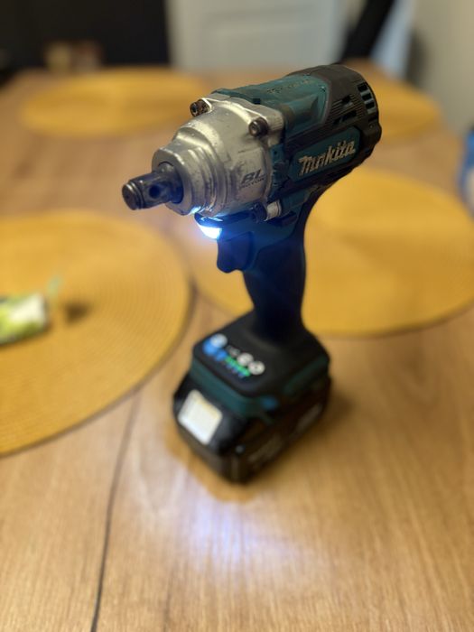 Klucz udarowy Makita DTW 300