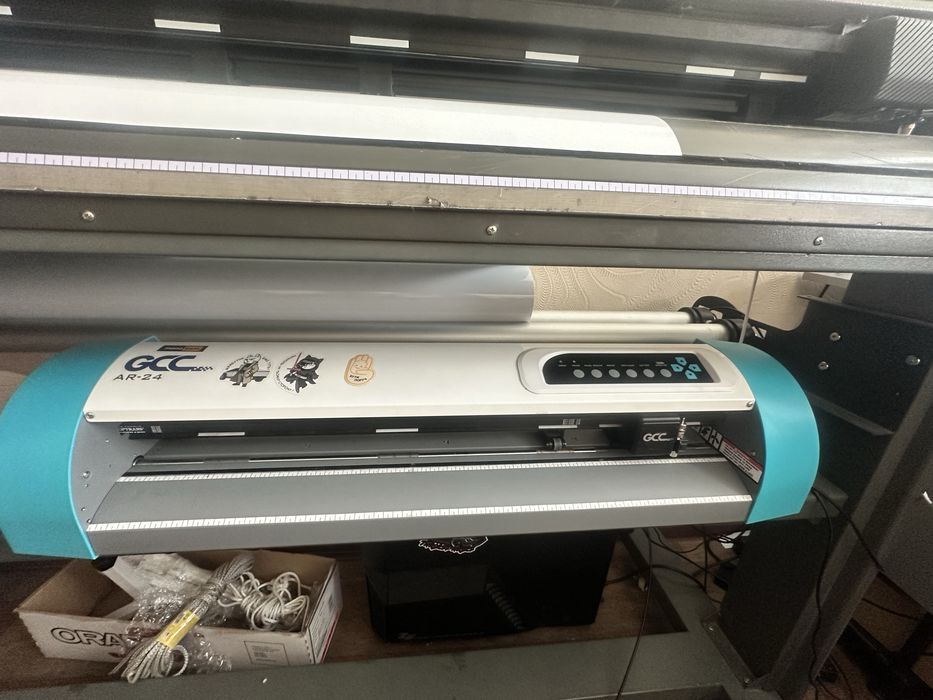 Ріжучий плоттер GCC AR-24 (50 см) – для вінілової та термоплівки