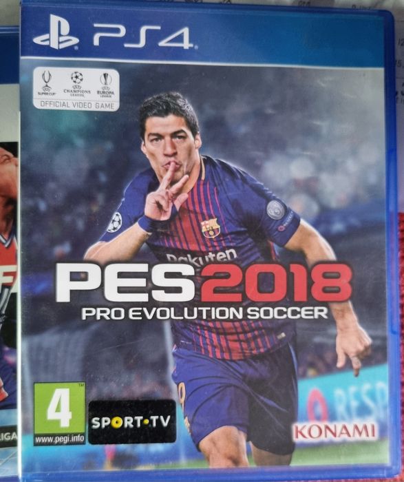 3 jogos ps4 2 fifa e 1 pés