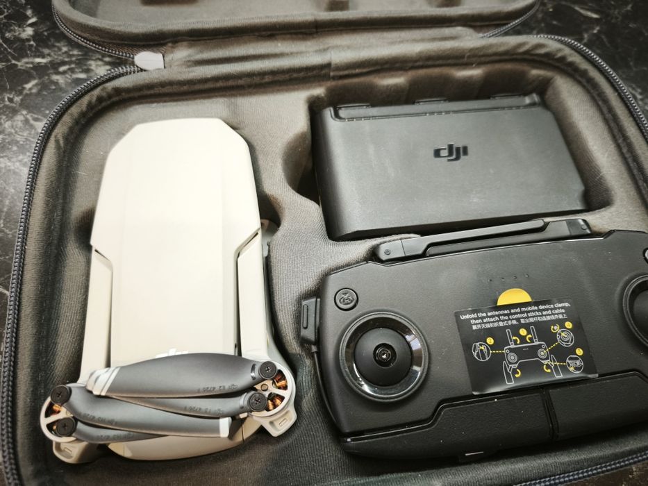 Квадрокоптер DJI Mini 2.7K пульт без дисплея