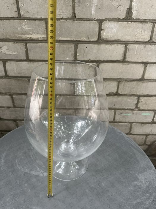 Продам аквариум бокал на 10 л.