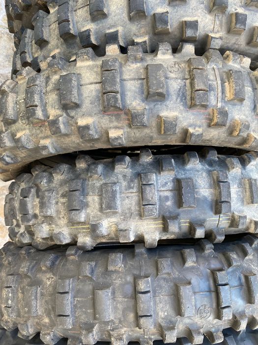 Pneus de enduro e motocross