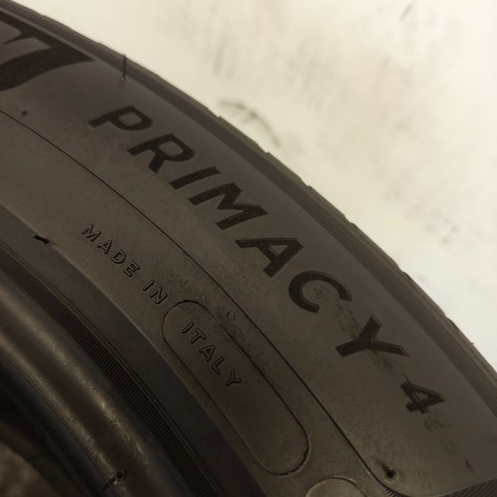 215/55r18 Michelin primacy 4