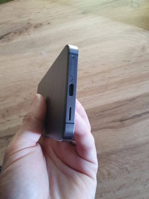 Samsung s24 8/256 Black