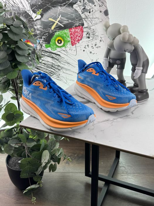 Кросівки Hoka Clifton 9 42.5 розмір Е12431