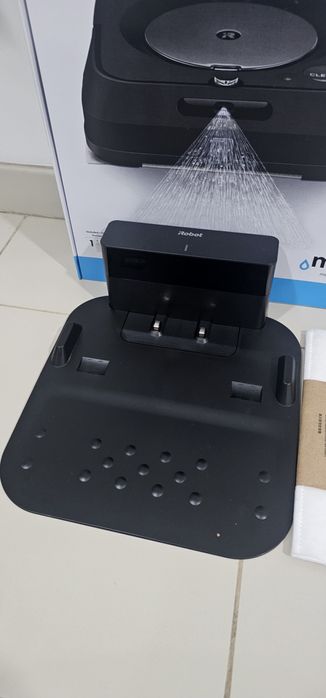 Robot esfregona Braava jet® m6 com ligação Wi-Fi