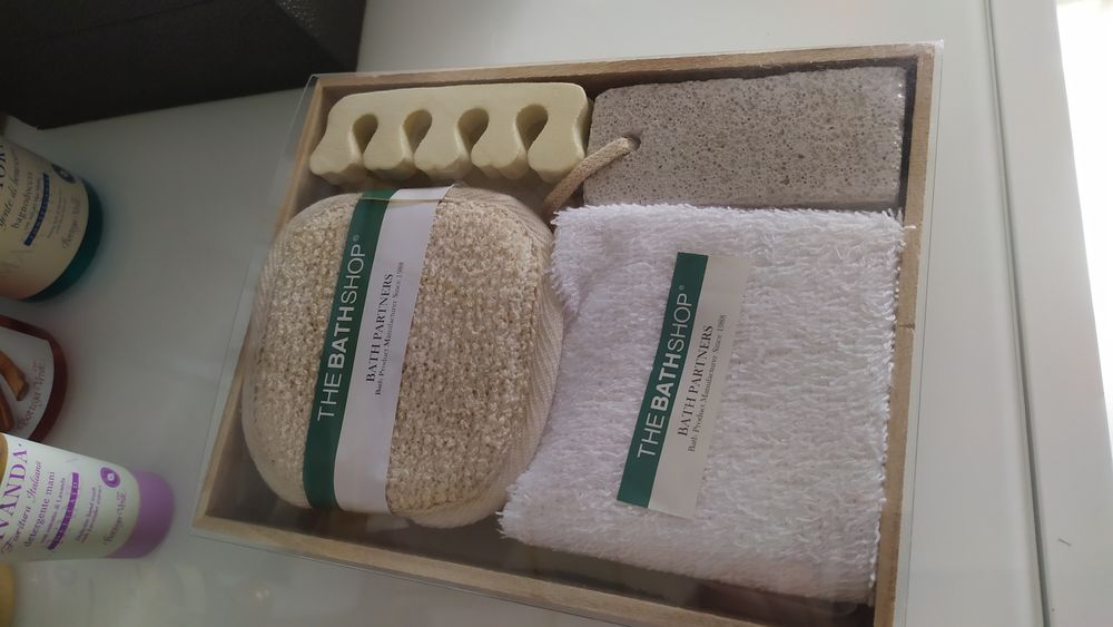 Conjunto novo Bottega verde 22 artigos
