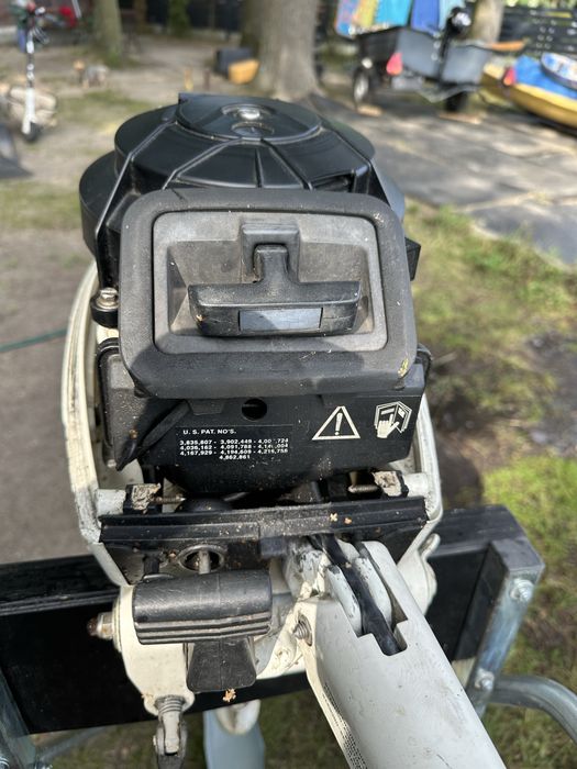 Silnik zaburtowy Johnson 9,9 KM 2 T