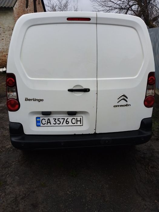 Продам Citroen Berlingo 2013року