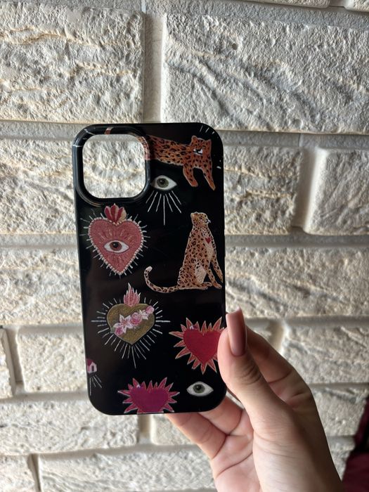 Чохли на iPhone 15