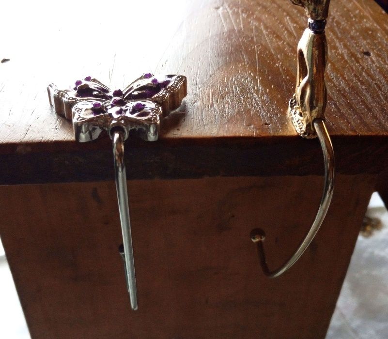 Cabides de mesa para carteiras