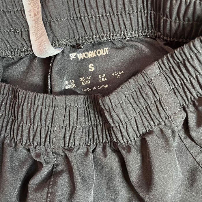 Топ + шорти для тренувань