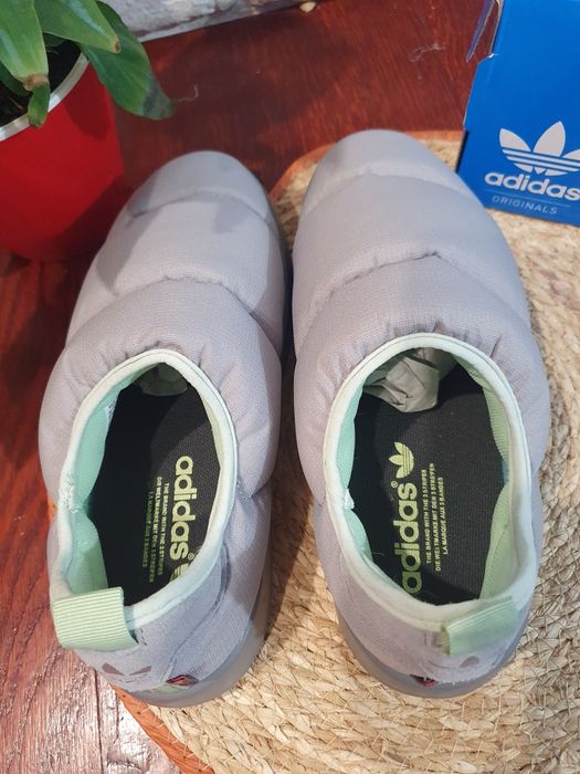 Adidas puffylette 39 40 адідас пуфілет сліпони зимові
