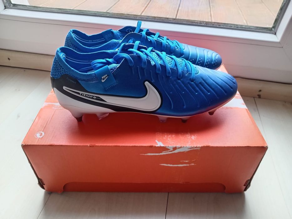 Футзалки, сороконожки, adidas mundial, Nike gato, lunargato, streetgat