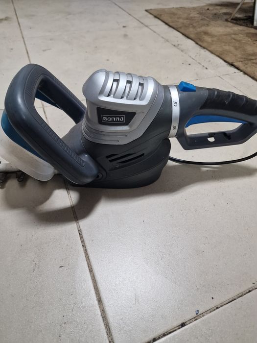 Aparador de arbustos