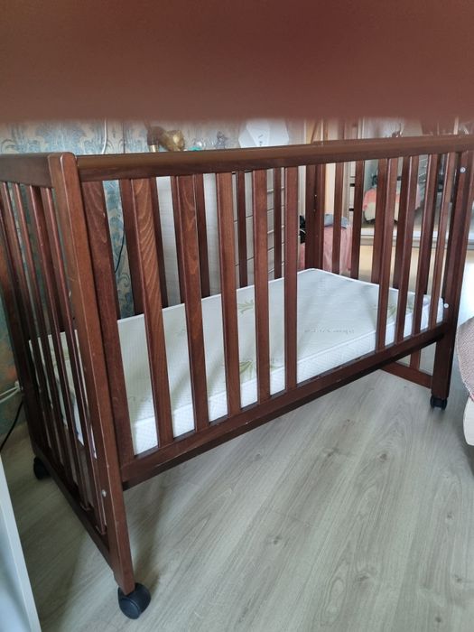 Кроватка veres лд-13, маятник + колесики + матрац