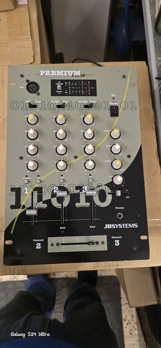 Mesa de DJ GEMINI 3700G Proficional