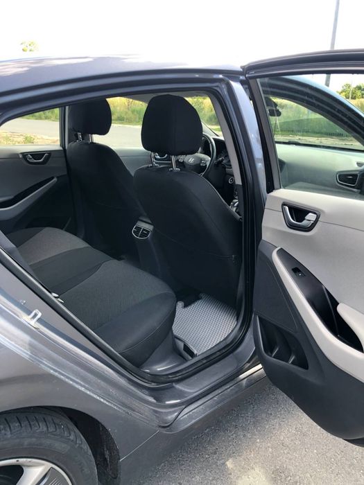 Hyundai ioniq Hybrid 2017