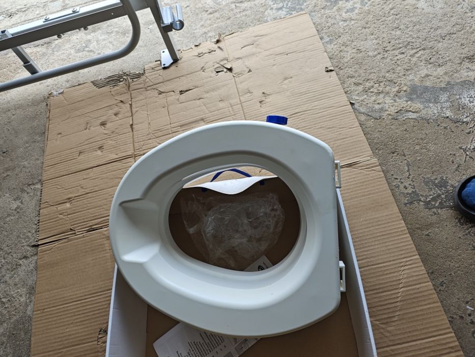 Aumento de sanita, como novo pouco utilizado como novo