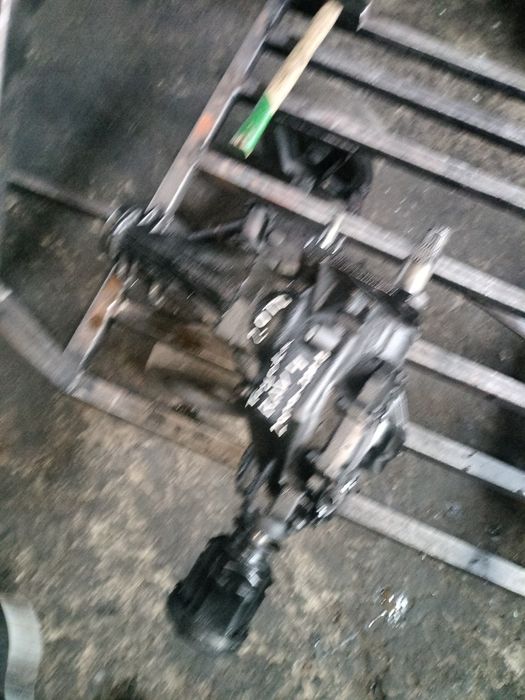 Роздатка Toyota RAV4 2.0TD  2000-2006 рік