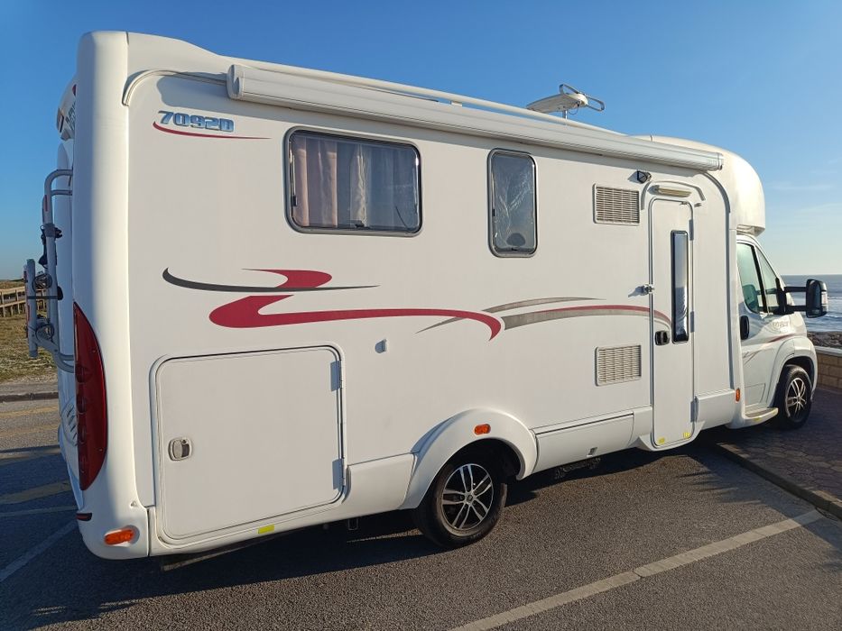 Venda AUTOCARAVANA perfilada