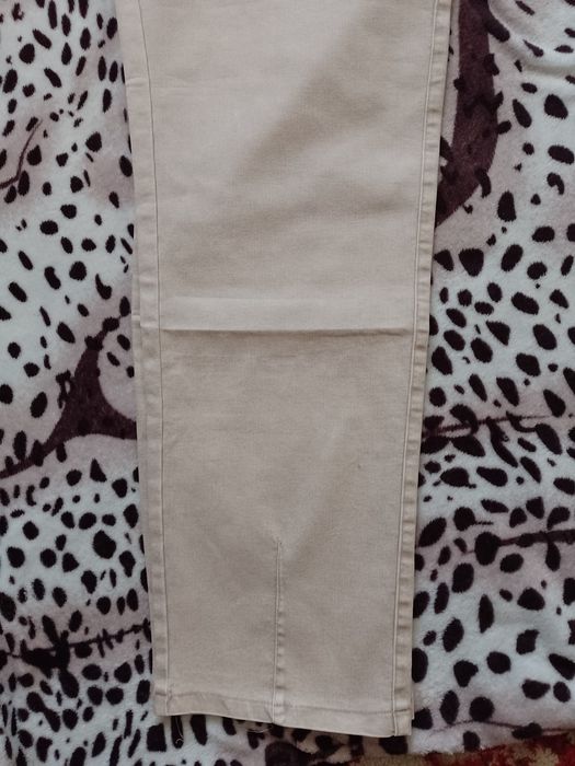 Джегинси жіночі нові.