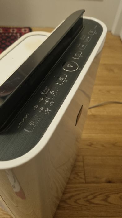 Oczyszczacz 2 w 1 Sharp KC-D40EU-W