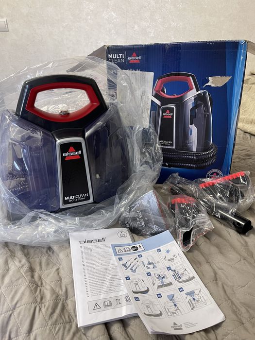 Миючий Пилосос безмішковий Bissell MultiClean Spot & Stain 4720M