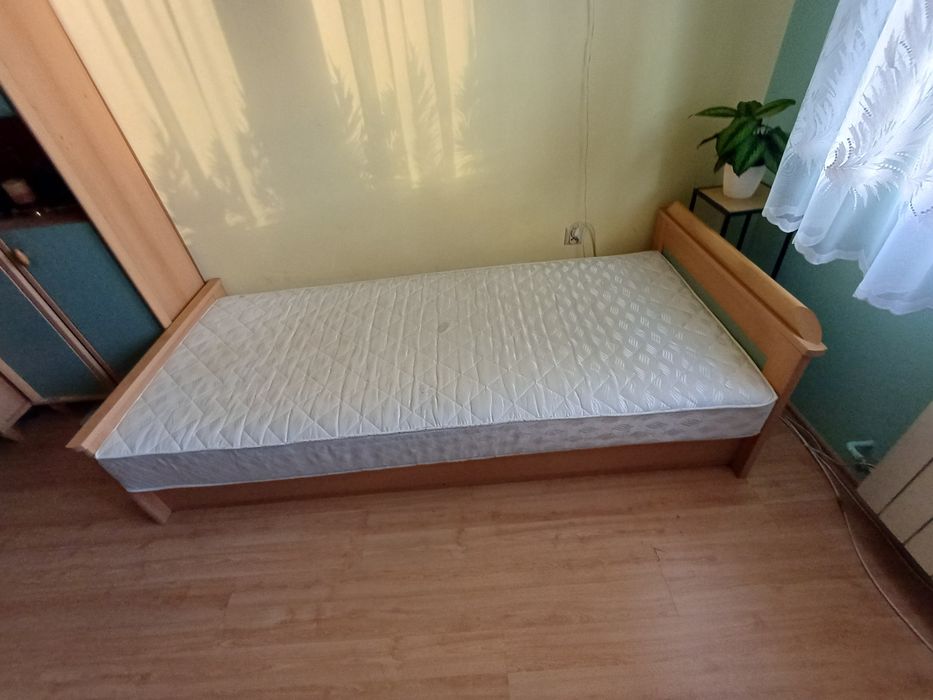 Łóżko pojedyńcze