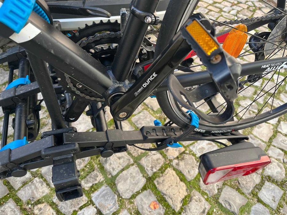 Bicicleta de estrada Flat Bar extra leve como nova. DECATHLON