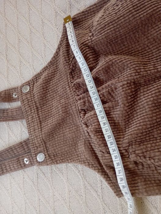 ZARA 3-4L brązowy struksowy kombinezon ogrodniczki