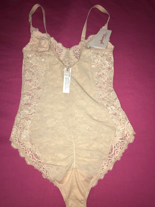 Triumph Amourette 300 baw triumph body Koronkowe body 75B
