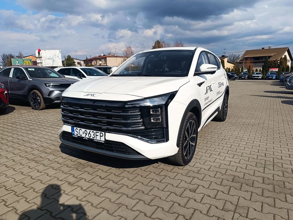 JAC JS8