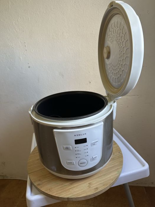 Panela eletrica + liquidificador