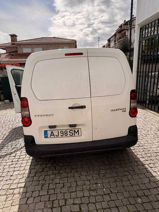 Peugeot Partner 1.6 BlueHDi 90 CV Automática Robotizada | 2016 | 179.000 km | 3 Lugares
