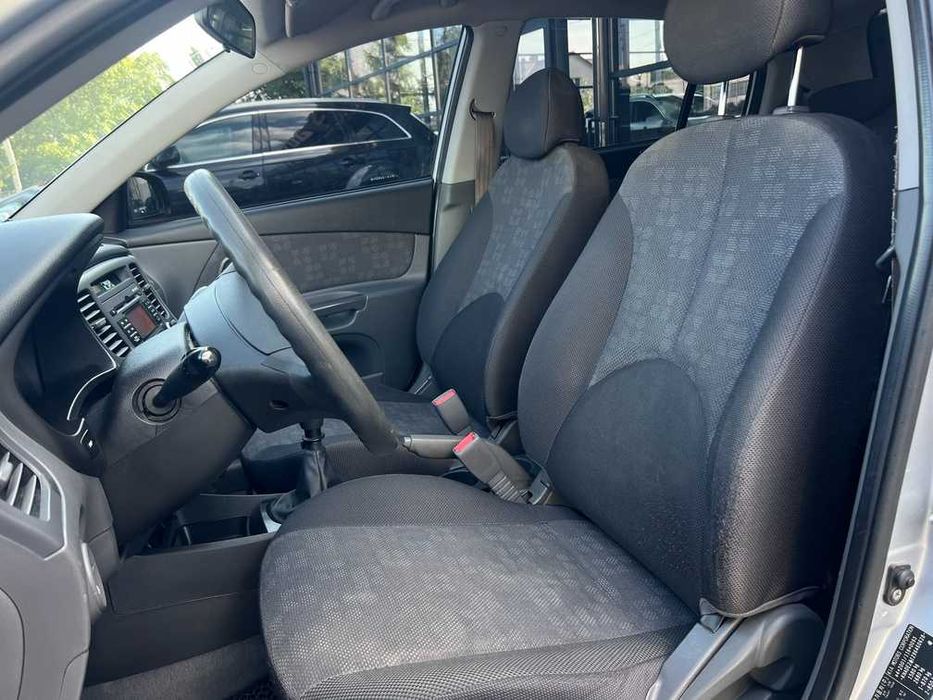 Kia Rio      2009