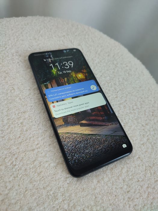 Смартфон Huawei Y9 Prime 4/64 селфі камера