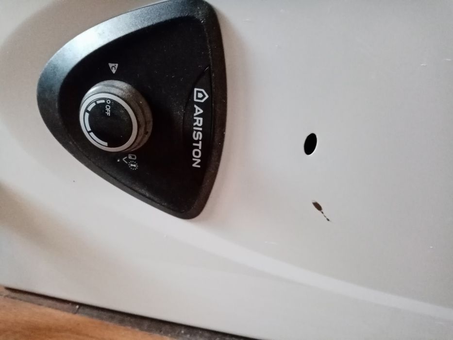 Продаю газова колонку